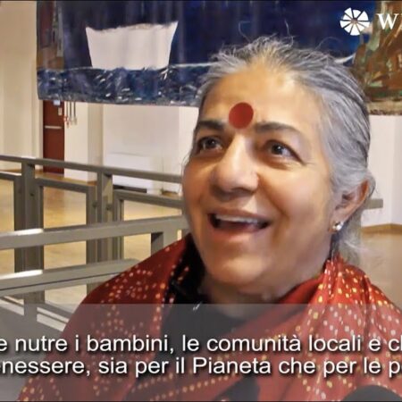 ? Vandana Shiva: «C’è una grande rivoluzione in corso che porterà il cambiamento»